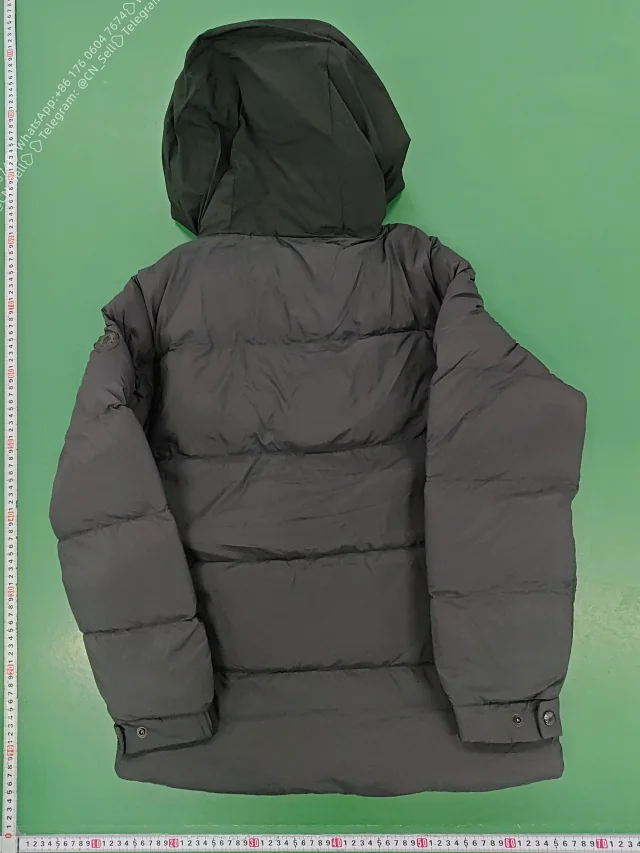 Moncler Down Jackets Quilted jacket product detail image 19