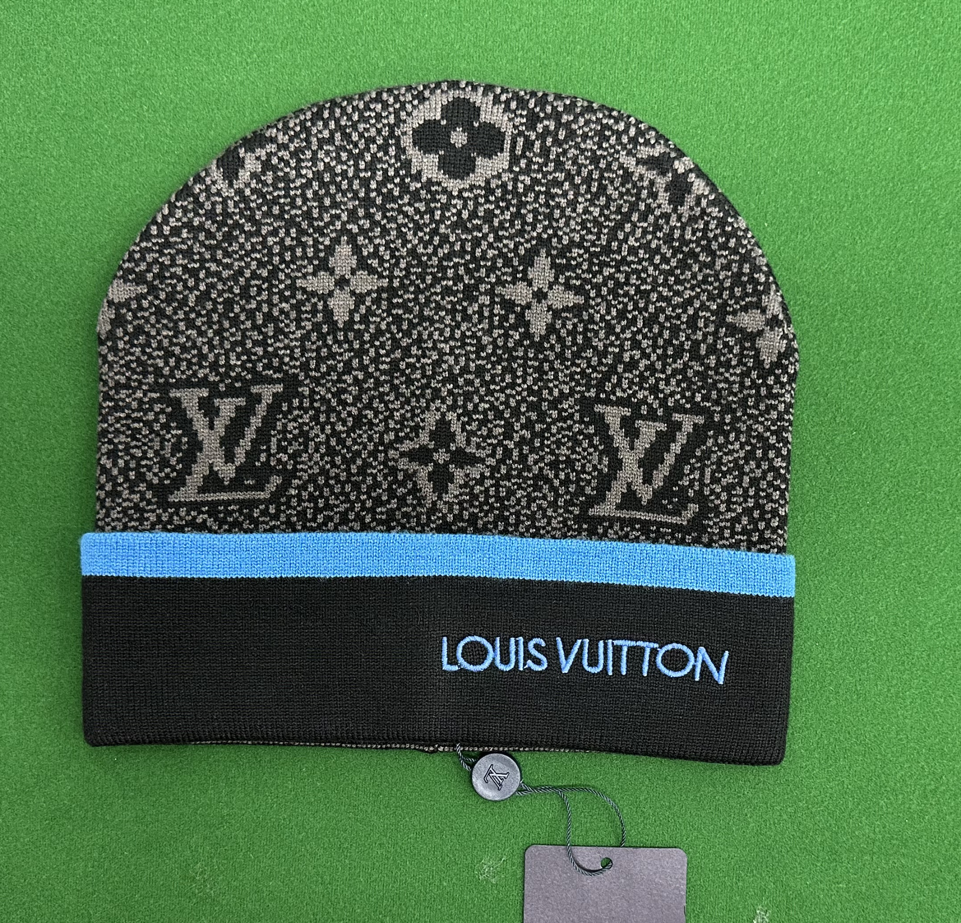 Louis Vuitton Hat B