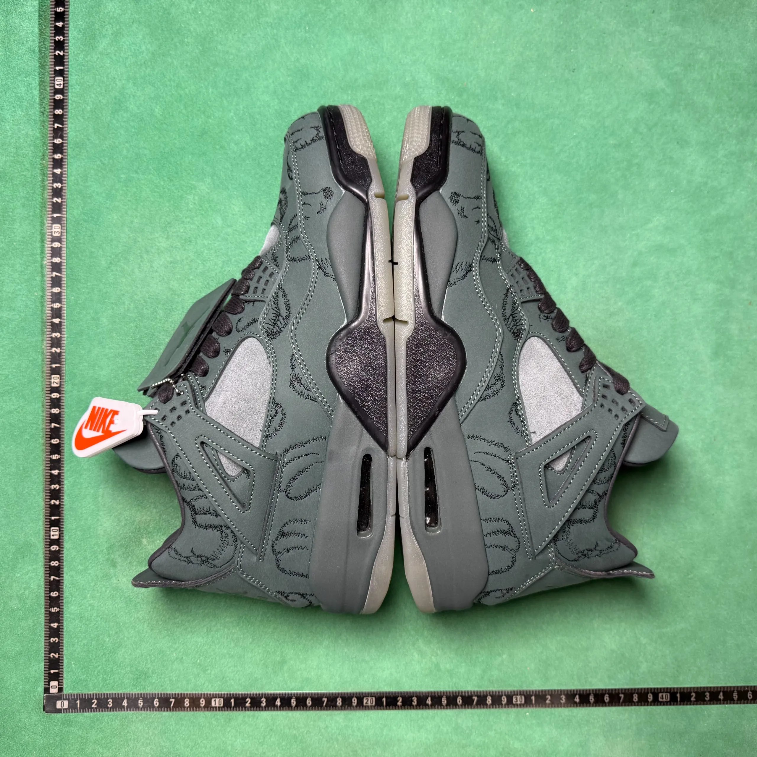 Jordan 4 Retro KAWS Cool Grey Top View