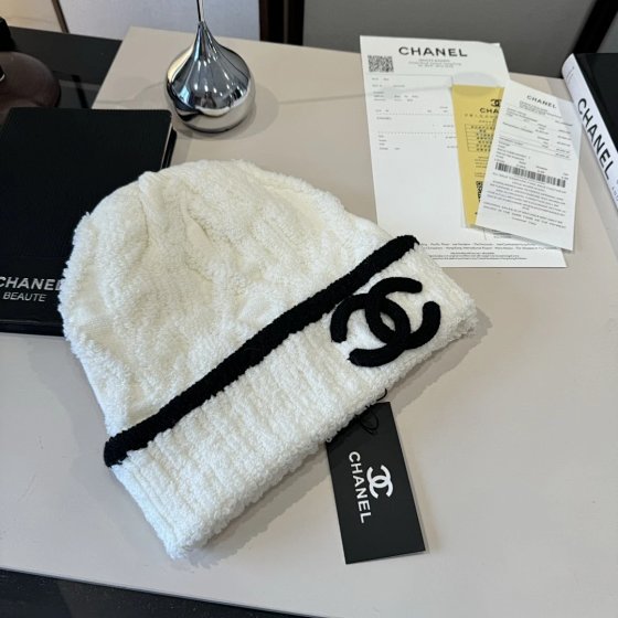 XNE Knitted Beanie