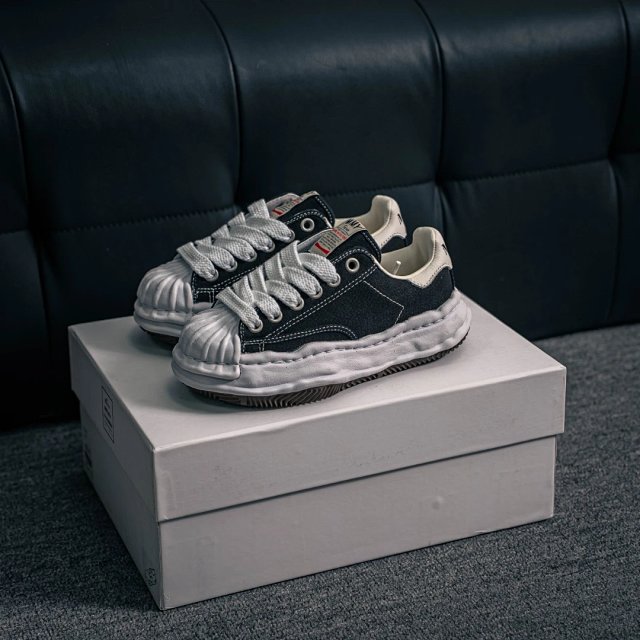 Maison Mihara Yasuhiro Maison Mihara Yasuhiro Black White Deconstructed Canvas Sneakers - Buy on Kakobuysheetfind