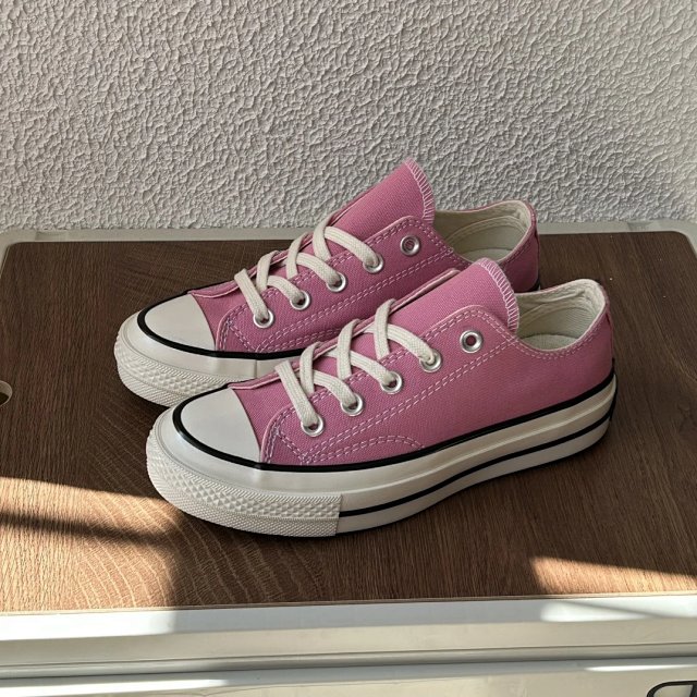 Converse Converse Pink Platform Canvas Low Top Sneakers - Buy on Kakobuysheetfind