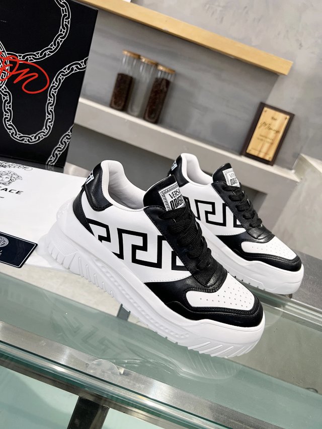 Versace Versace Black White Geometric Platform Sneakers - Buy on Kakobuysheetfind
