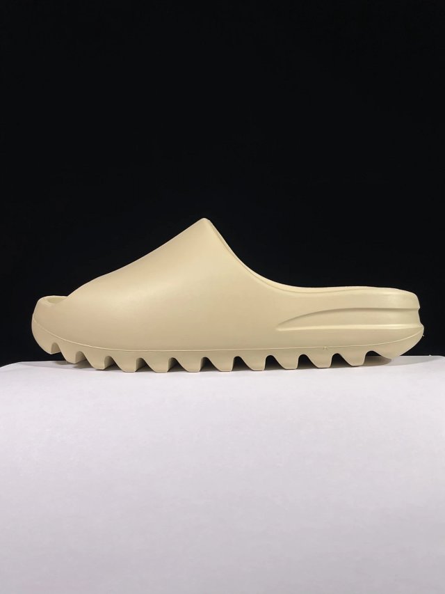 Yeezy Yeezy Sand Yellow EVA Unisex Lightweight Slide Shoes - Buy on Kakobuysheetfind