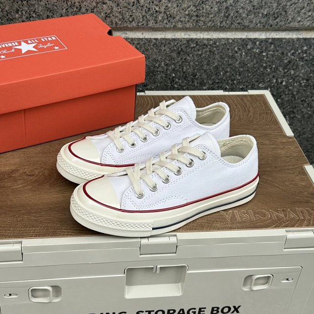 Converse Converse Classic White Canvas Low Top Unisex Sneakers - Buy on Kakobuysheetfind
