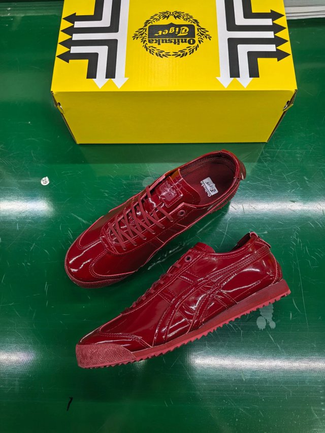Onitsuka Tiger Onitsuka Tiger Mexico 66 Red Patent Leather Sneakers - Buy on Kakobuysheetfind