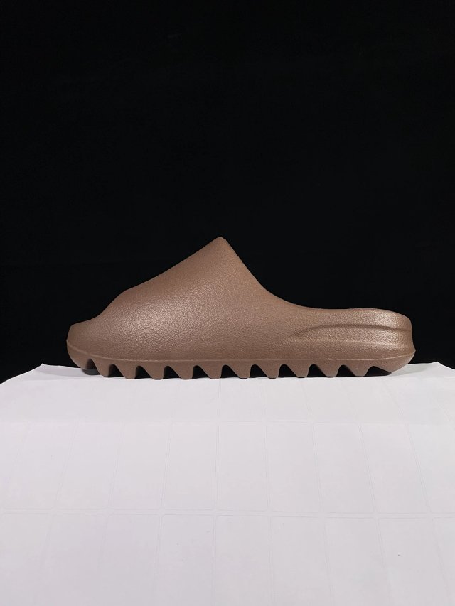 Yeezy Yeezy Brown EVA Chunky Wave Sole Slides - Buy on Kakobuysheetfind