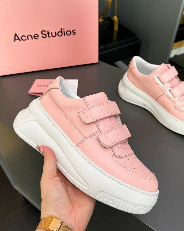 Acne Studios Acne Studios Pink Leather Platform Velcro Sneakers - Buy on Kakobuysheetfind