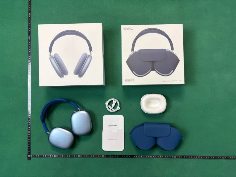 Apple headphones