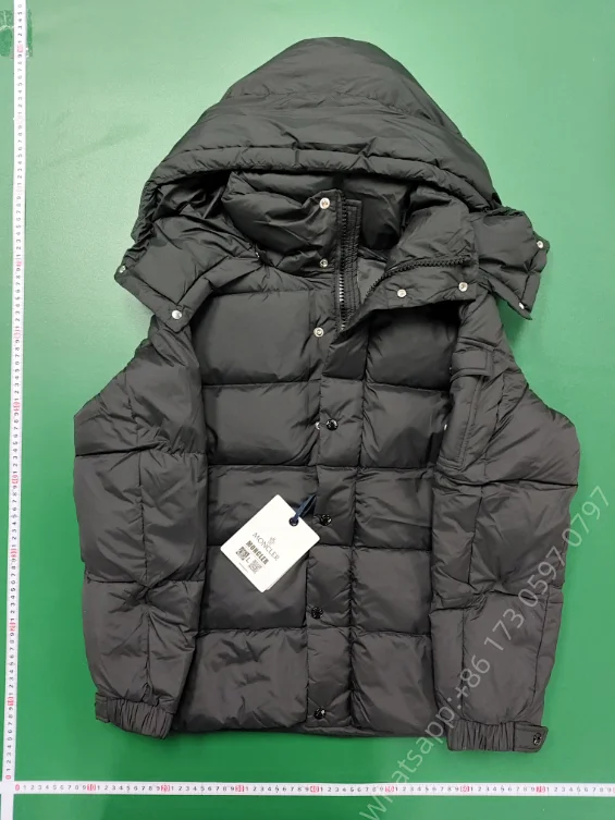 Parajumpers Down Jackets Hooded quilted puffer jacket product detail image 11