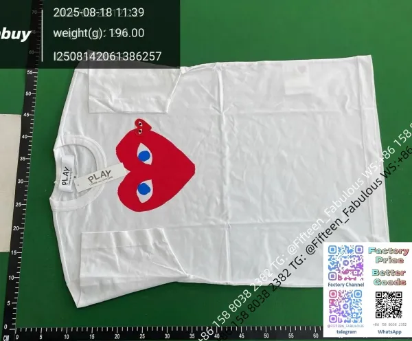 Play Comme des Garçons Three Hearts Navy T-Shirt - 55