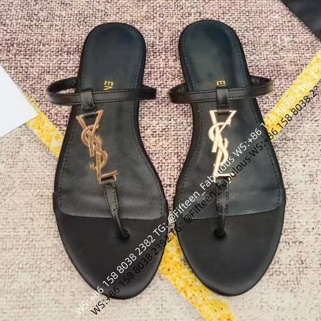 Slippers matte black