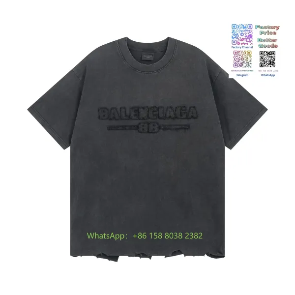 Balenciaga Distressed Logo T-Shirt Black - 1