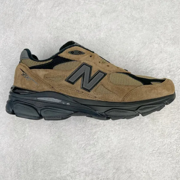 New Balance 990v3 Peach Orange Sneakers - 17