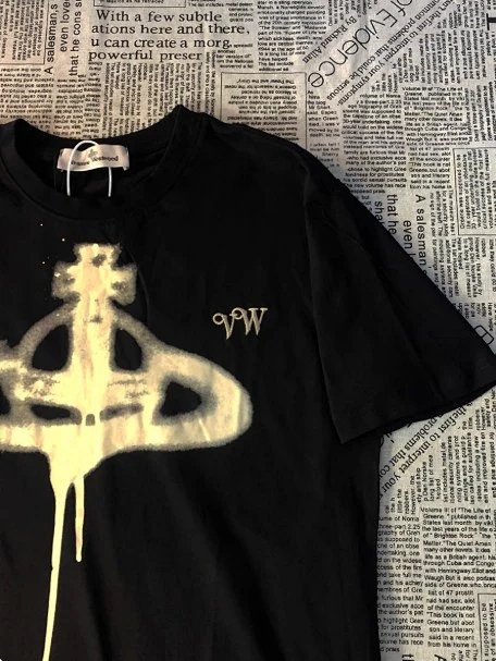 Vivienne Westwood Orb Drip Print Black T-Shirt product detail 2 in Litbuy spreadsheet finds