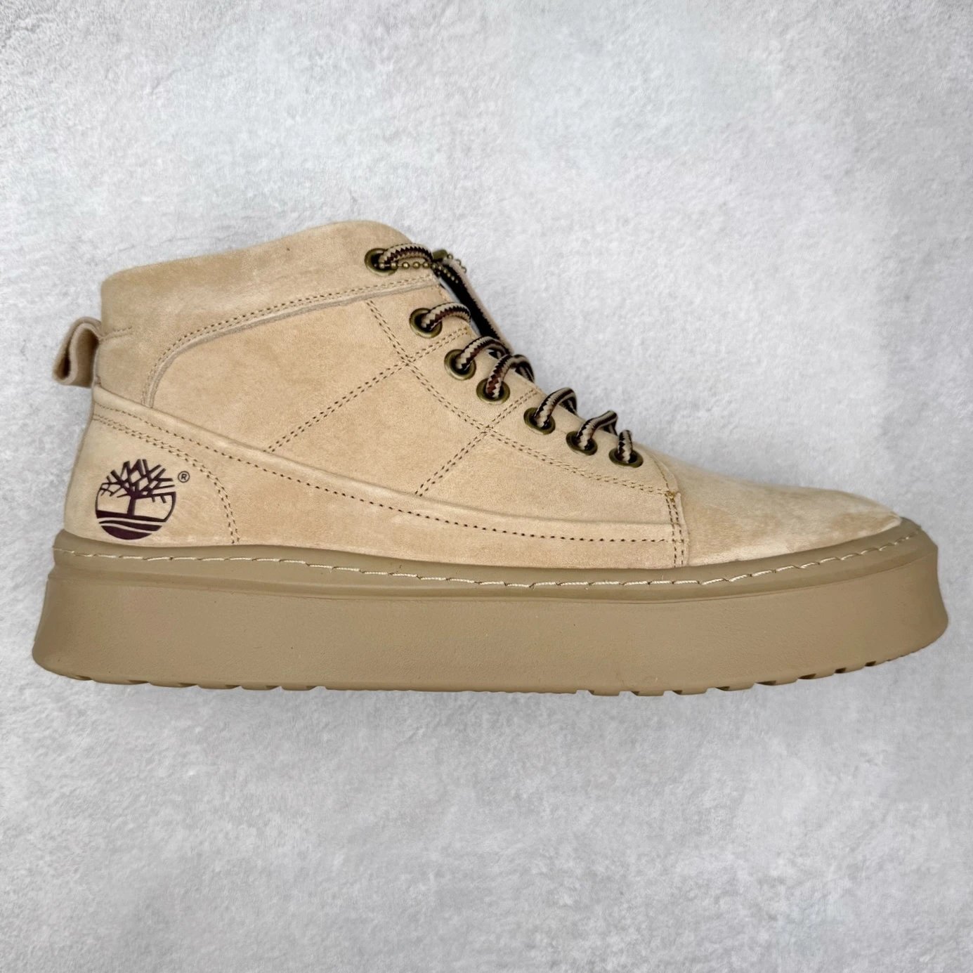 Timberland Timberland Chukka Boots in Wheat Colorway Beige