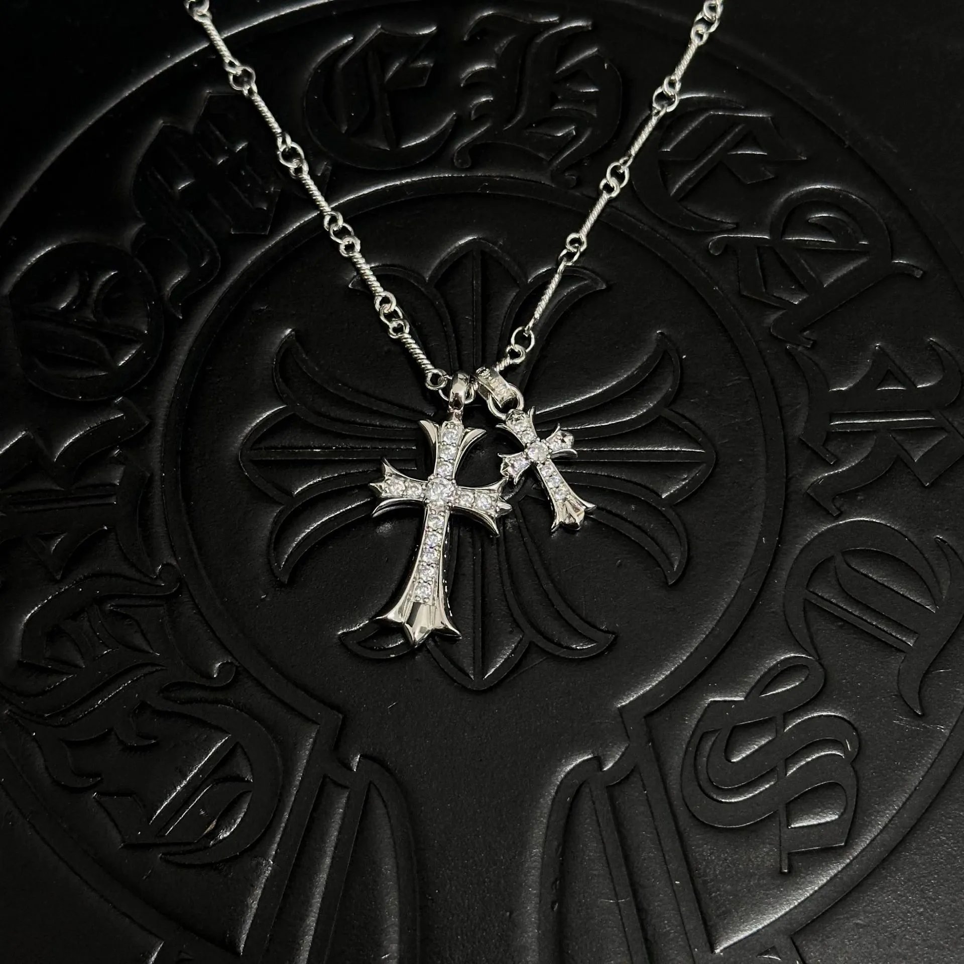 Bamboo Link Chain/Silver White Diamond