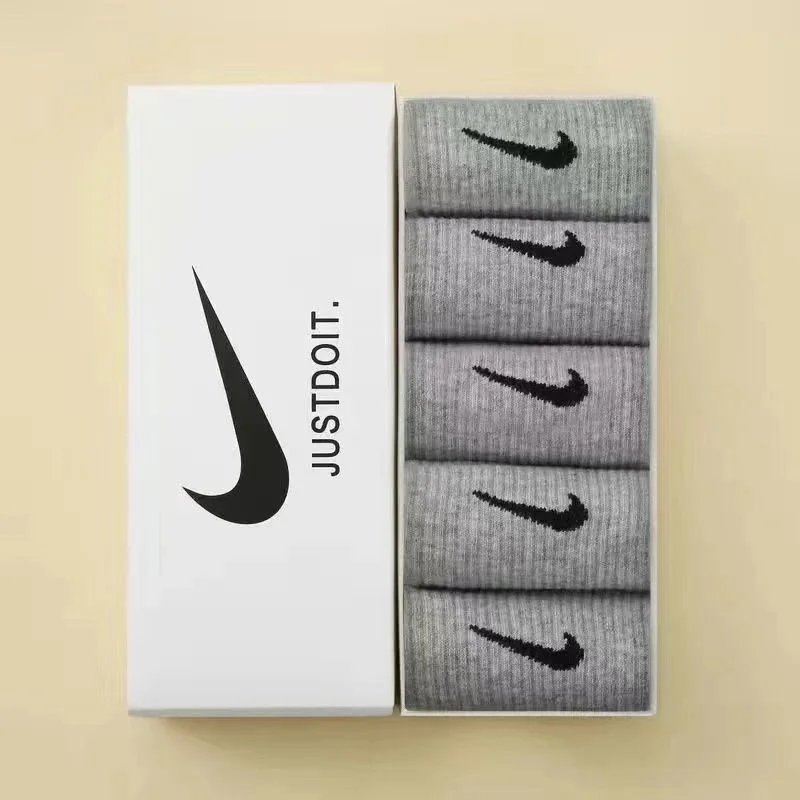 4 (5 Pairs Gray Knee-High Socks)
