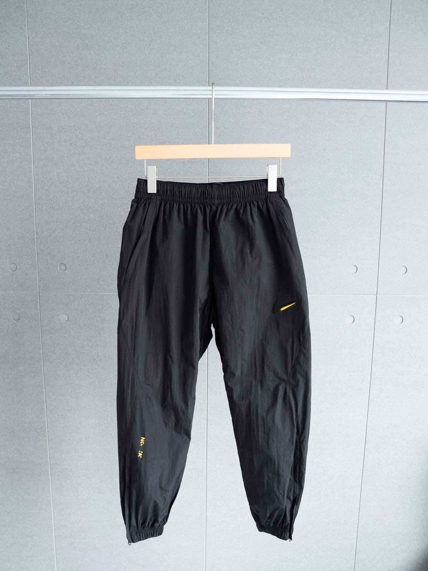 yellow pants