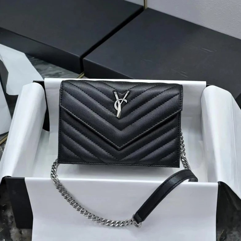 P2303939531819x115x4cm