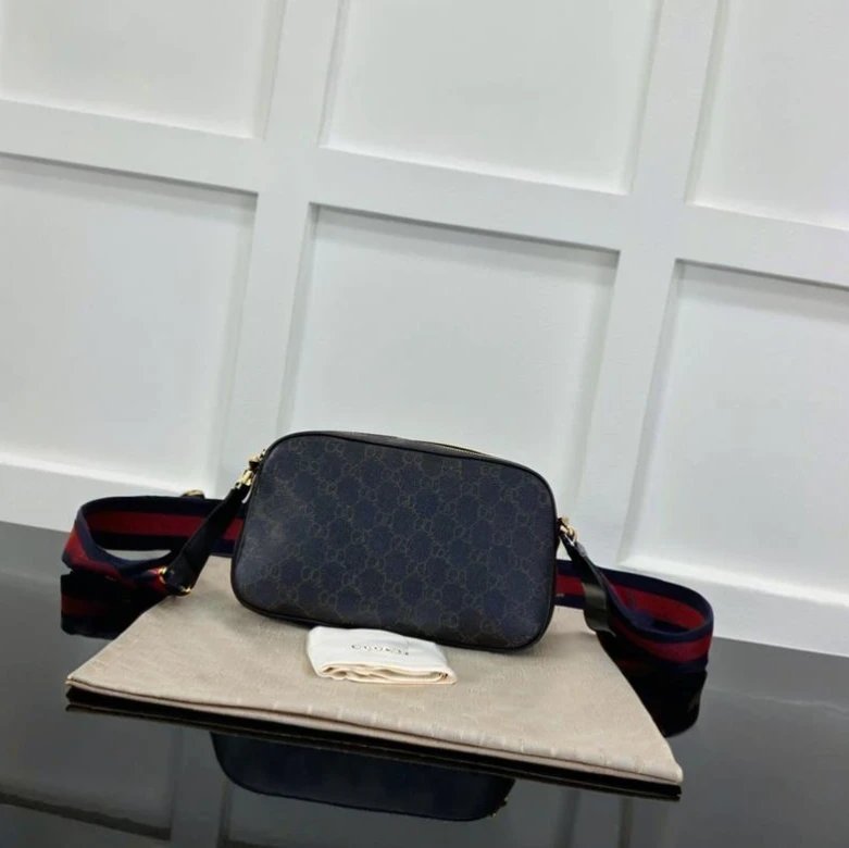 P380A7920971W24xH14xD6cm