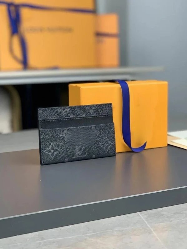 P220AM62170711 x 7 x 06