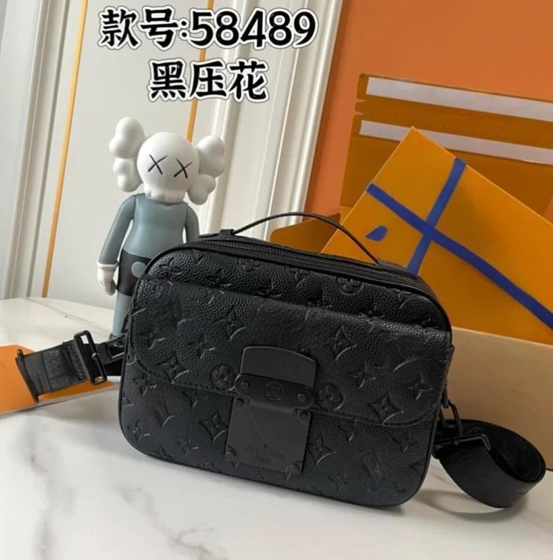 P300M584892 22 x 18 x 8