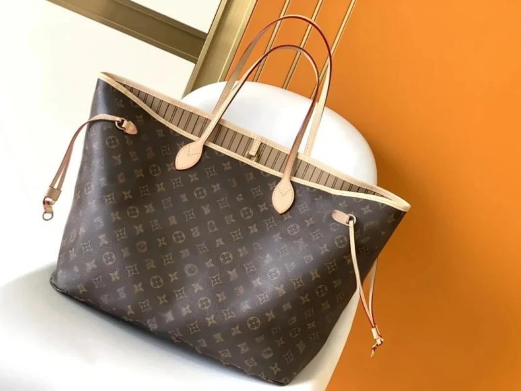 P550AM409901390 x 320 x 190cm