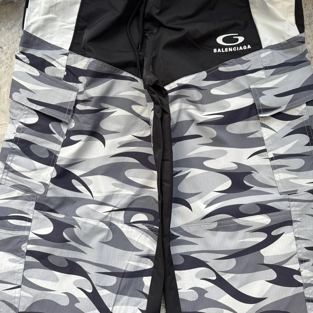 Design Flame Camo Panel Pants Black / Gray product detail 2 in Litbuy spreadsheet finds