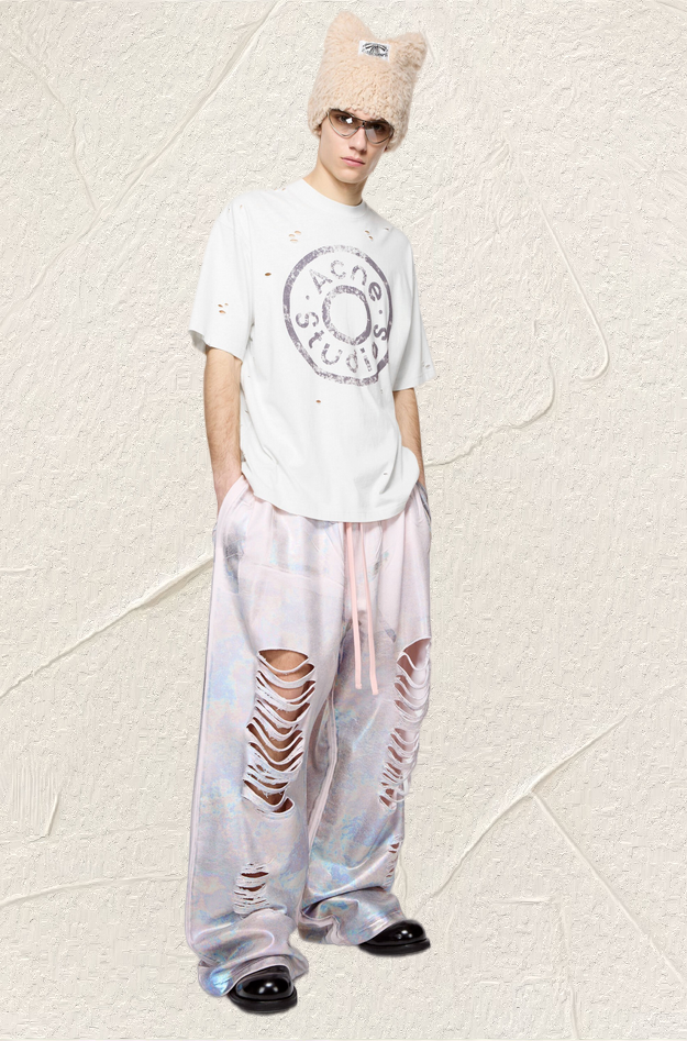 Distressed Ripped Button Logo Letter Graphic Short Sleeve T-Shirt 06