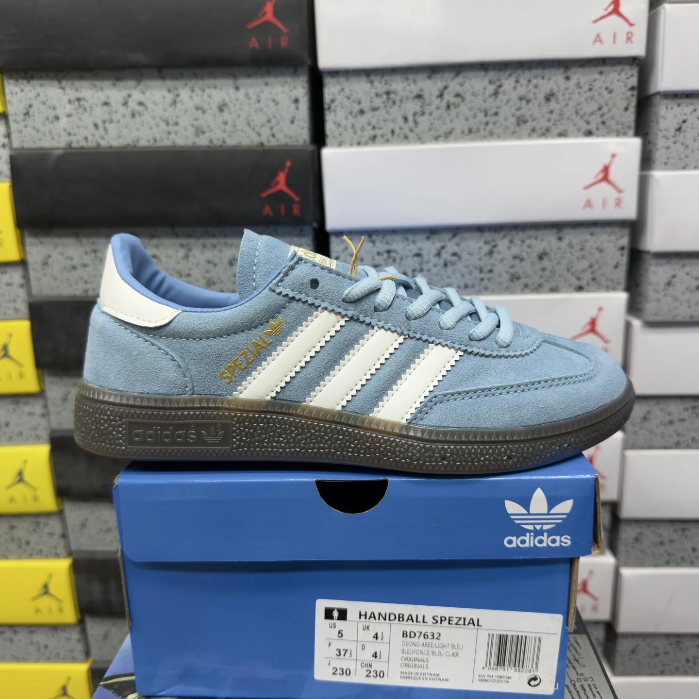 BD7632