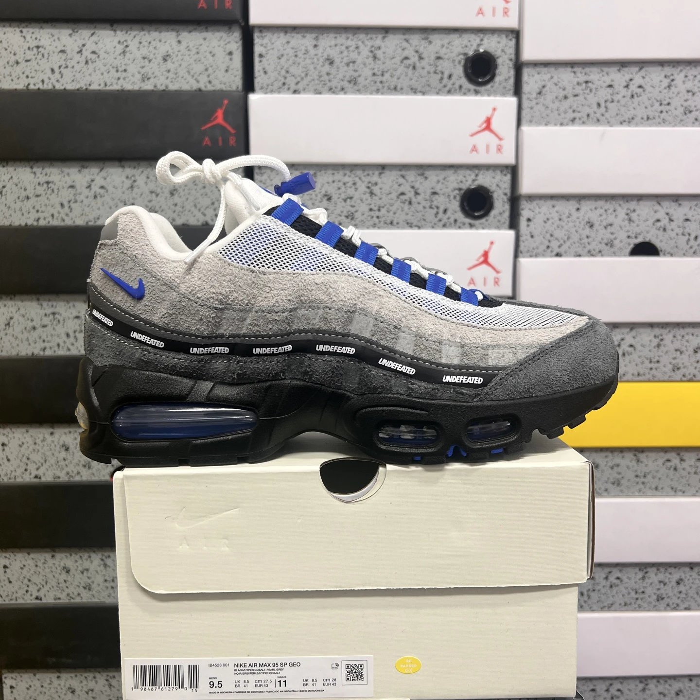 IB4523-001 黑灰蓝