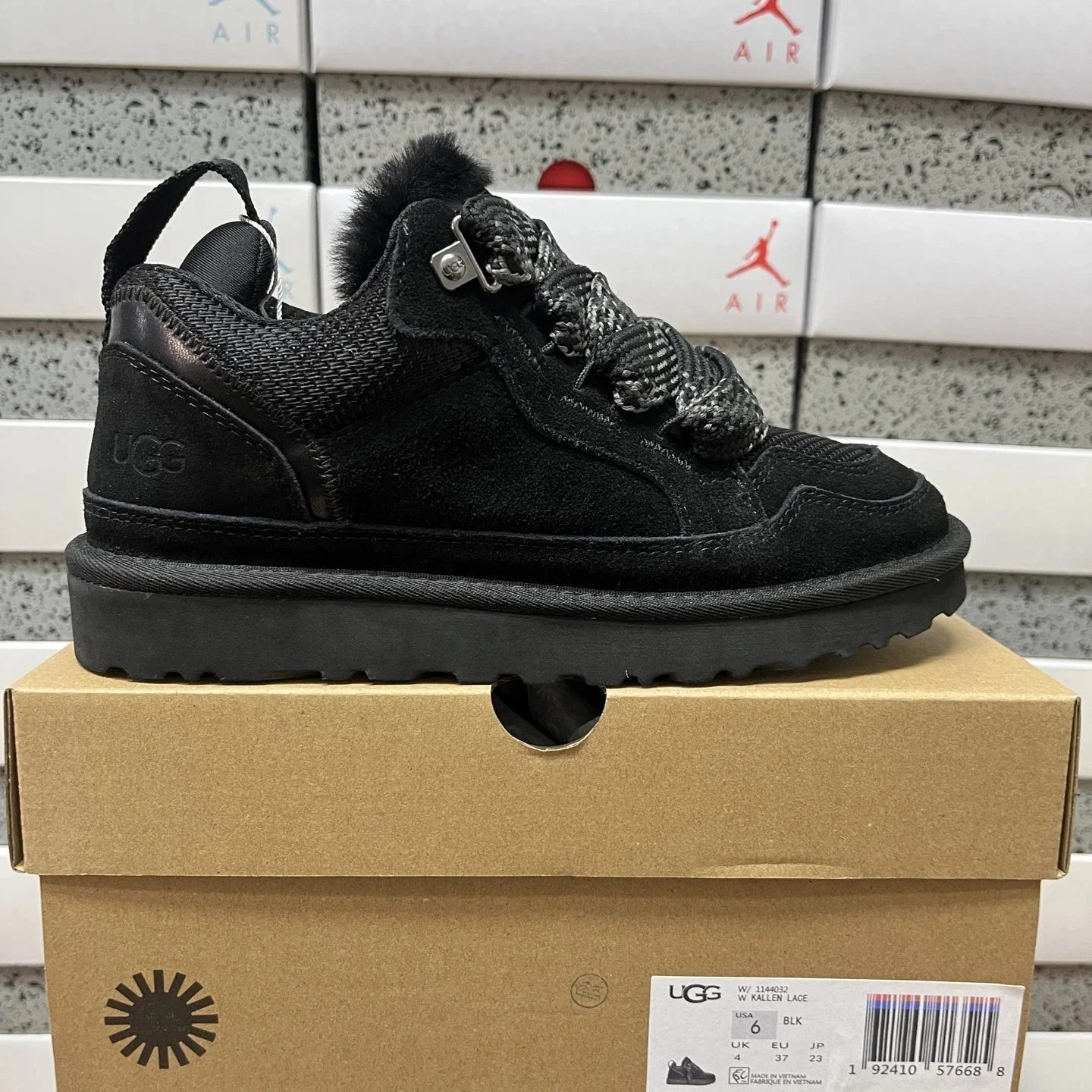 Low cut Mel Black -4032 35-44