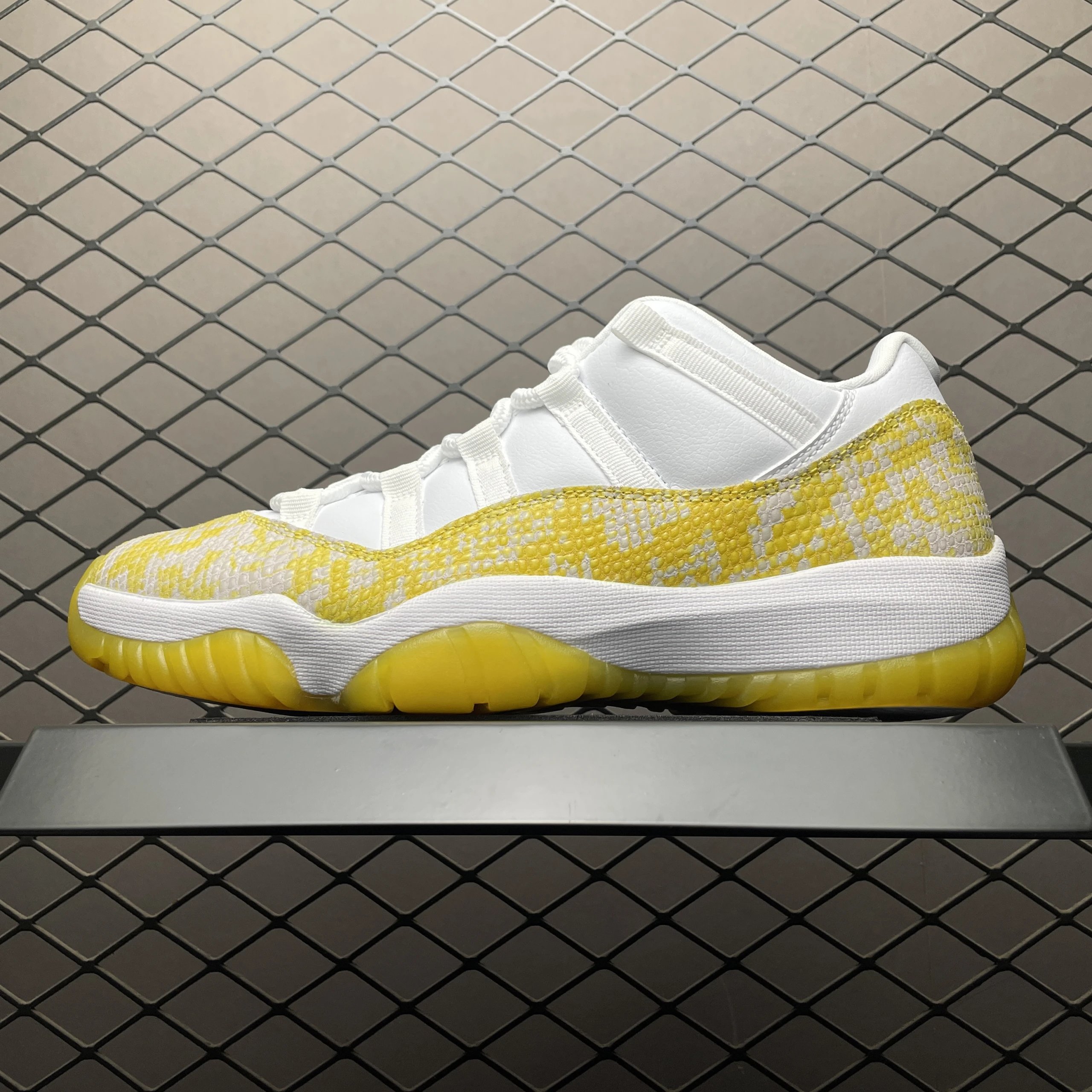 Low Yellow Snake AH7860-107 40-47.5