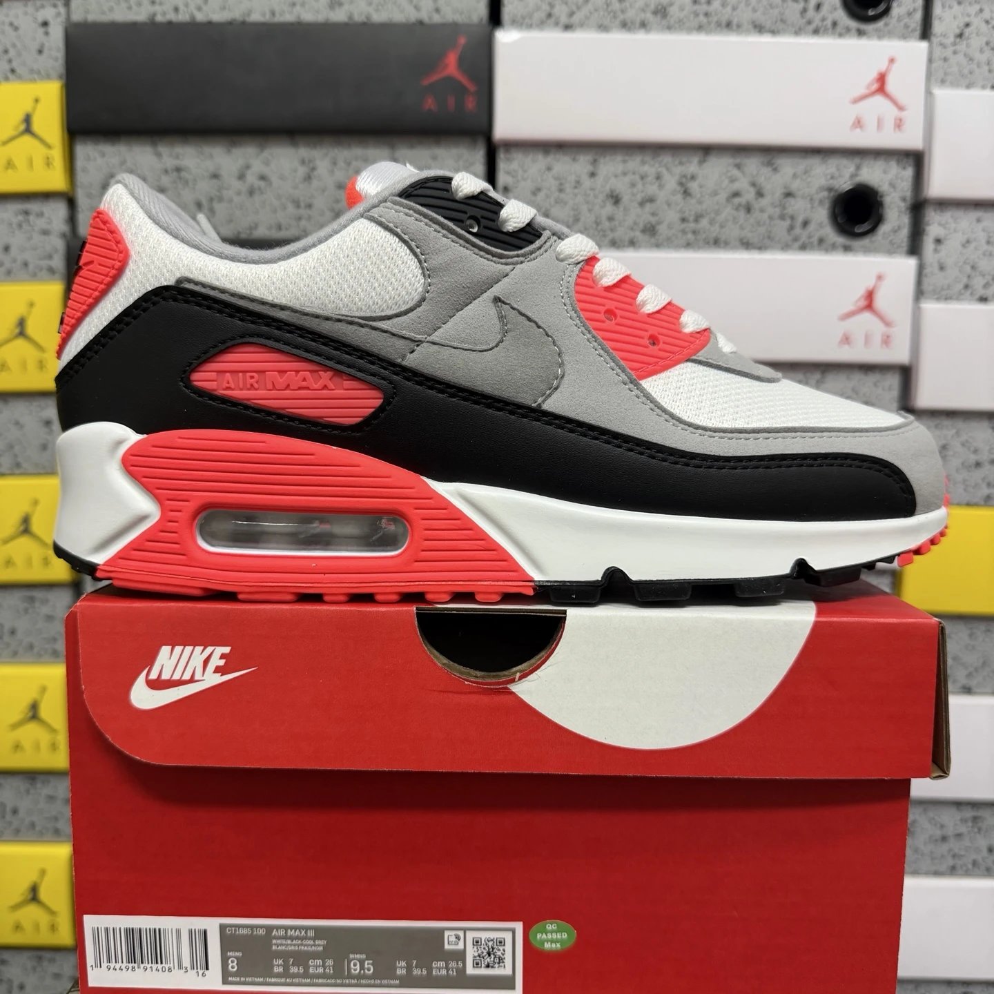 CT1685-100 白黑红