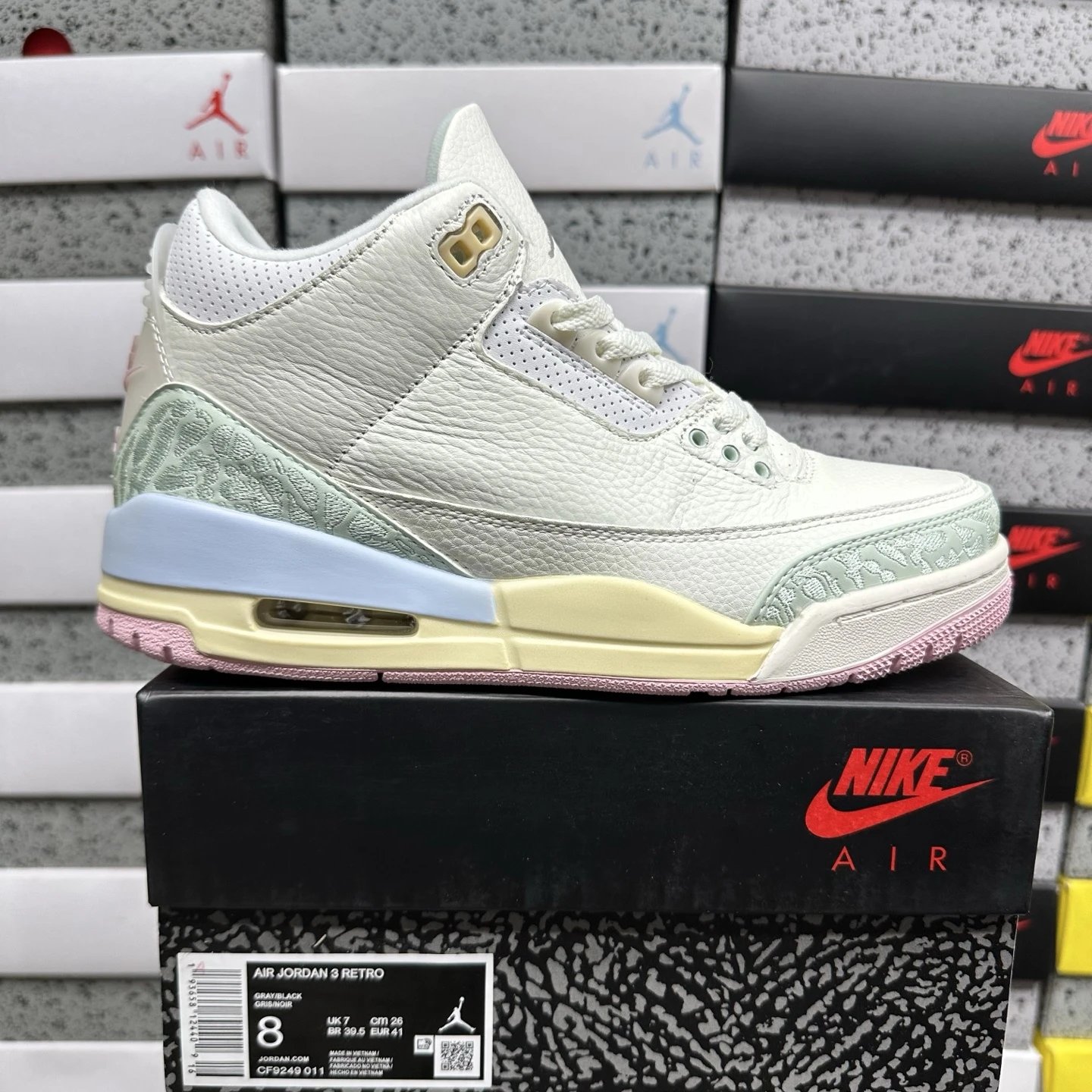 Jordan 3 Retro Spring Is In The Air IF4396-100
