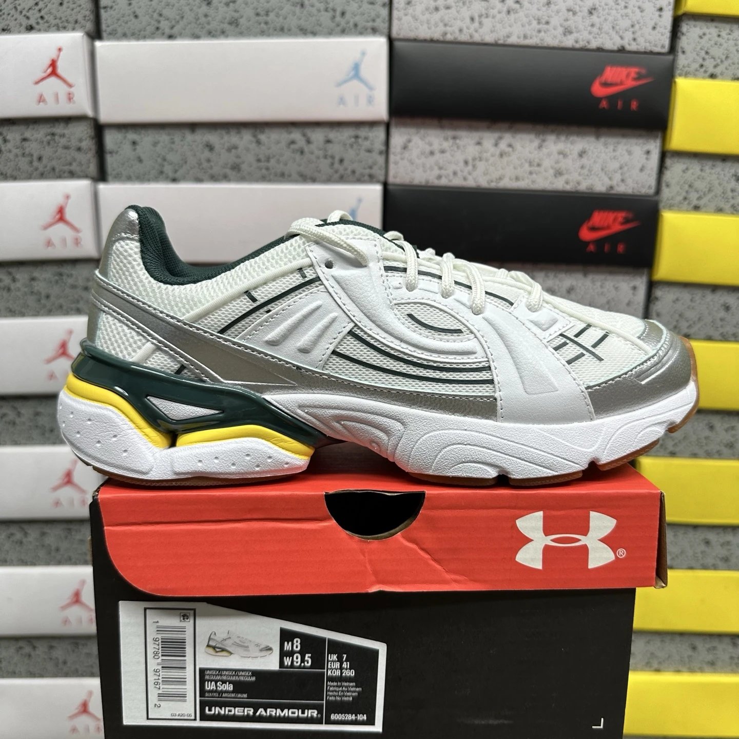 Under Armour Sola Low White Arden Green Campus Gold 6005284-104
