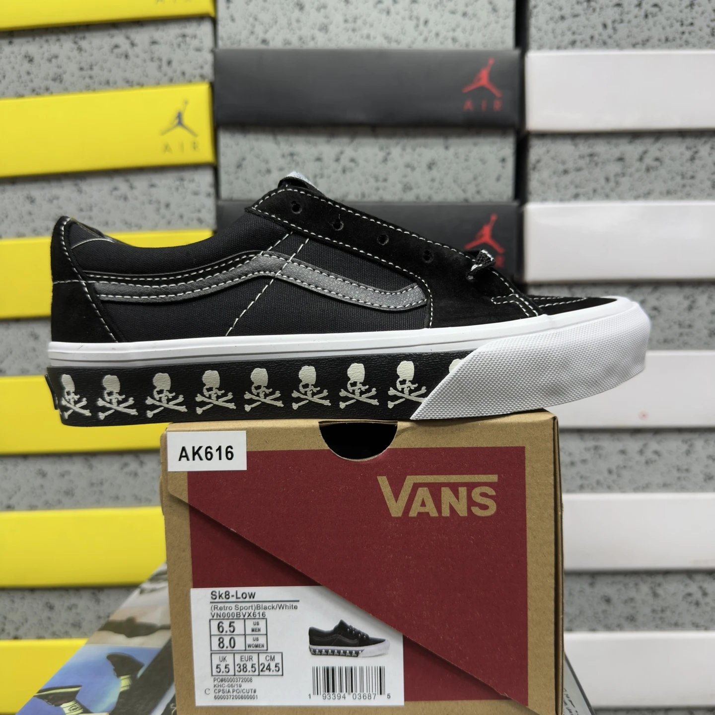VN000BVX616