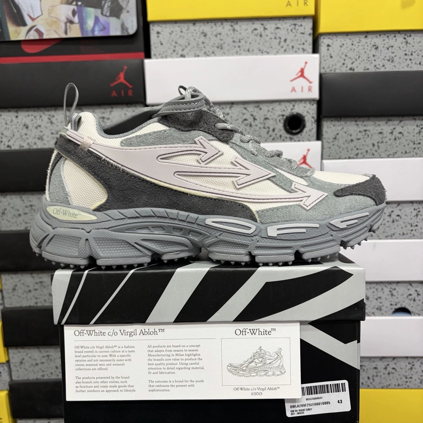 Grey powder suede 10805