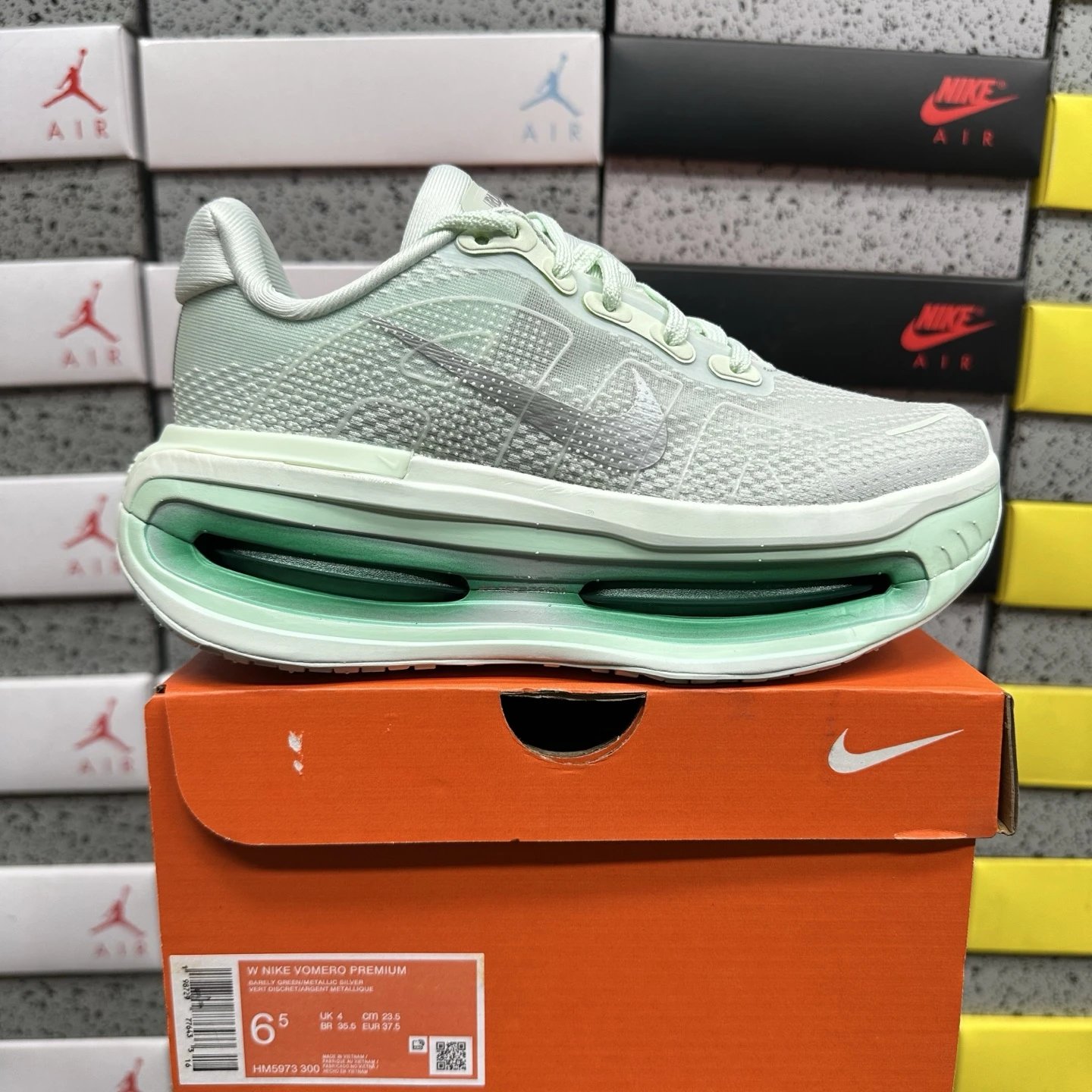 HM5973-300 36-40