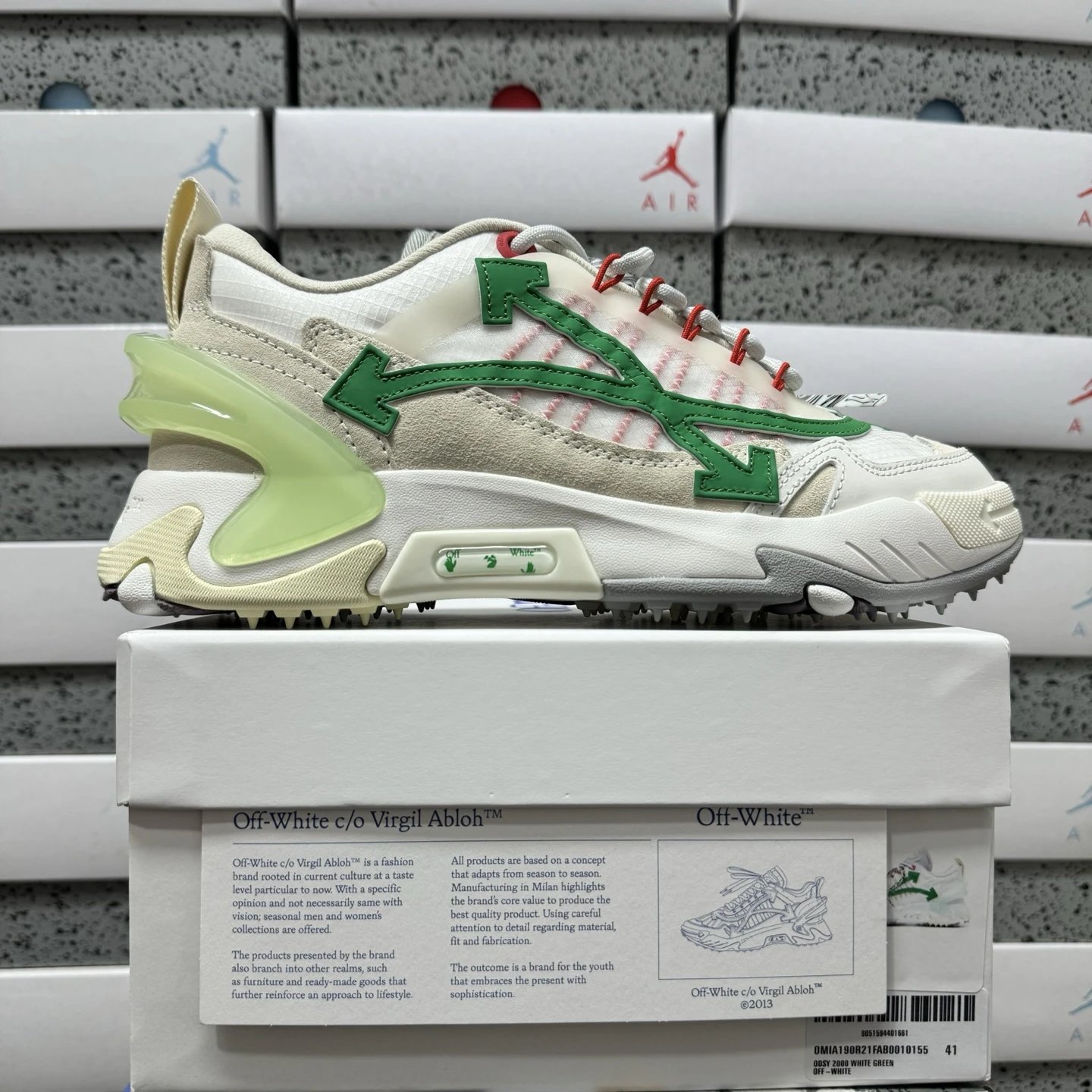 10155 Green White