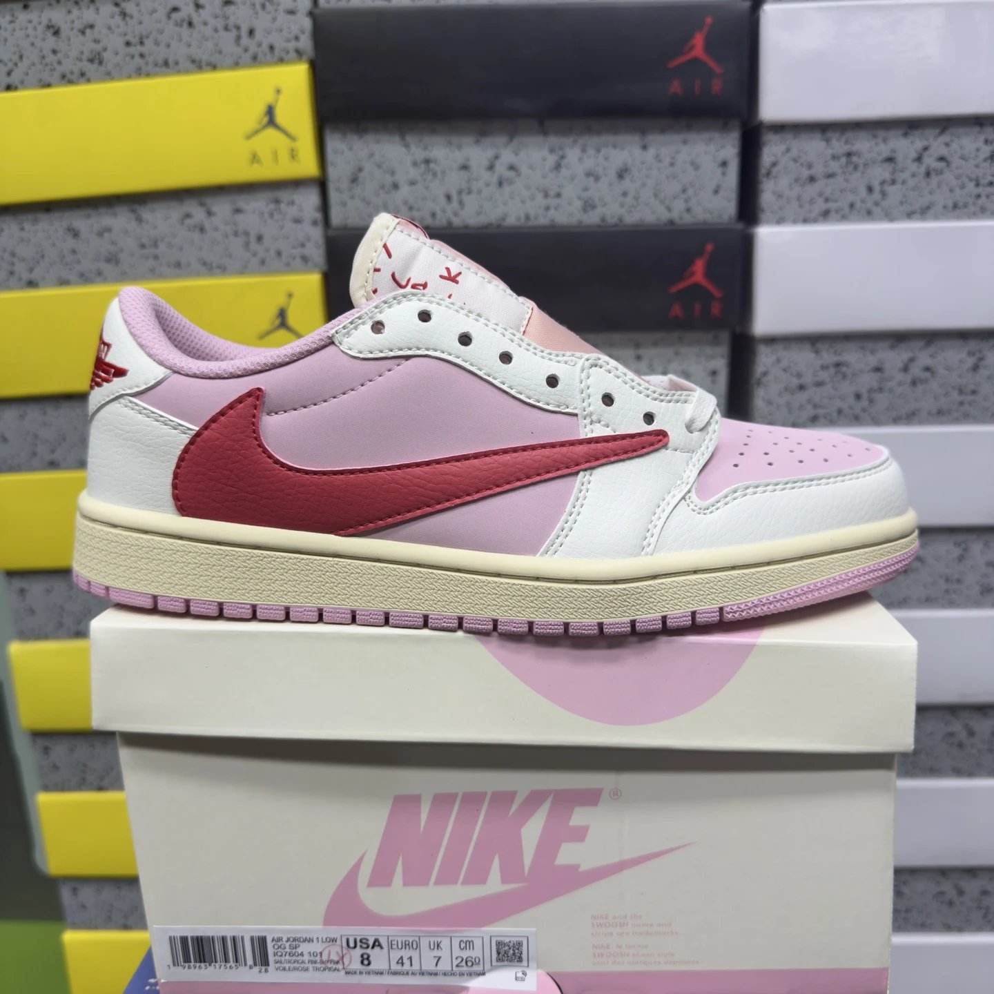 Jordan 1 Retro Low OG SP Travis Scott Tropical Pink IQ7604-101