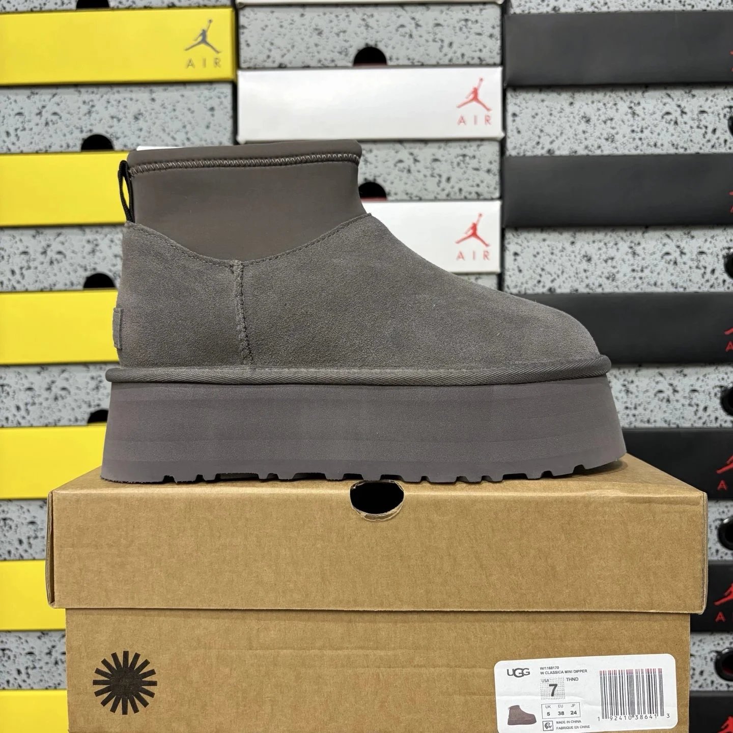 Dipper Boots Thunder Cloud Gray-8170 35-40 SKU image