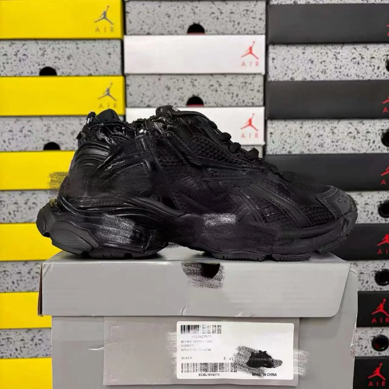Balenciaga Sneakers Track