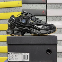 thumbnail for [WM Version] link2 RAF SIMONS Cylon-21 "Bubble"