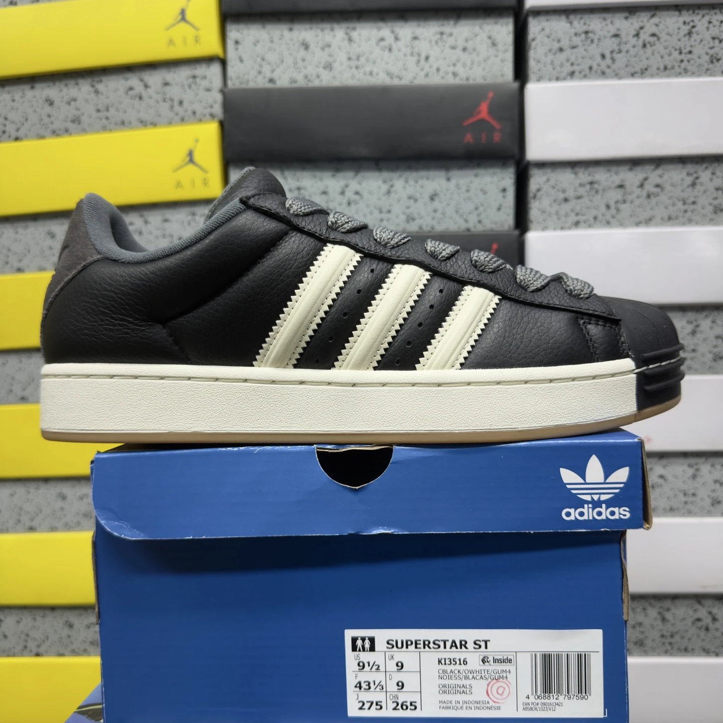 adidas Superstar ST CBLACK/OWHITE/GUM4 KI3516
