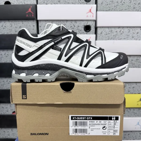 Salomon XT-Quest GTX White / Monument / Magnet Trail Running Shoes - 1