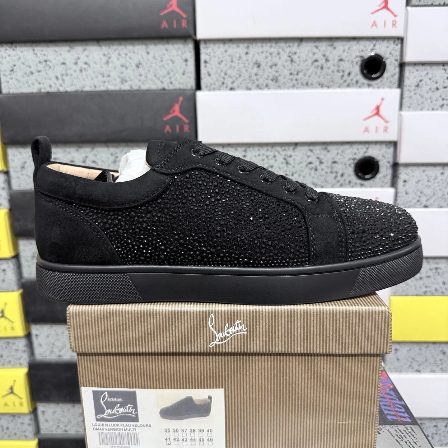 Black velvet diamond