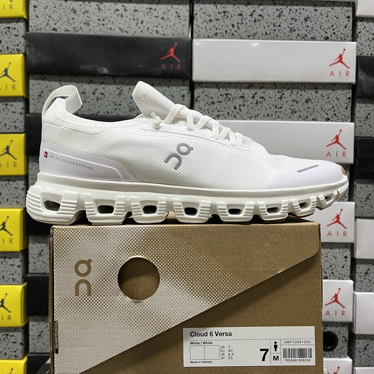 On Cloud 6 Versa Low White 3MF10041200
