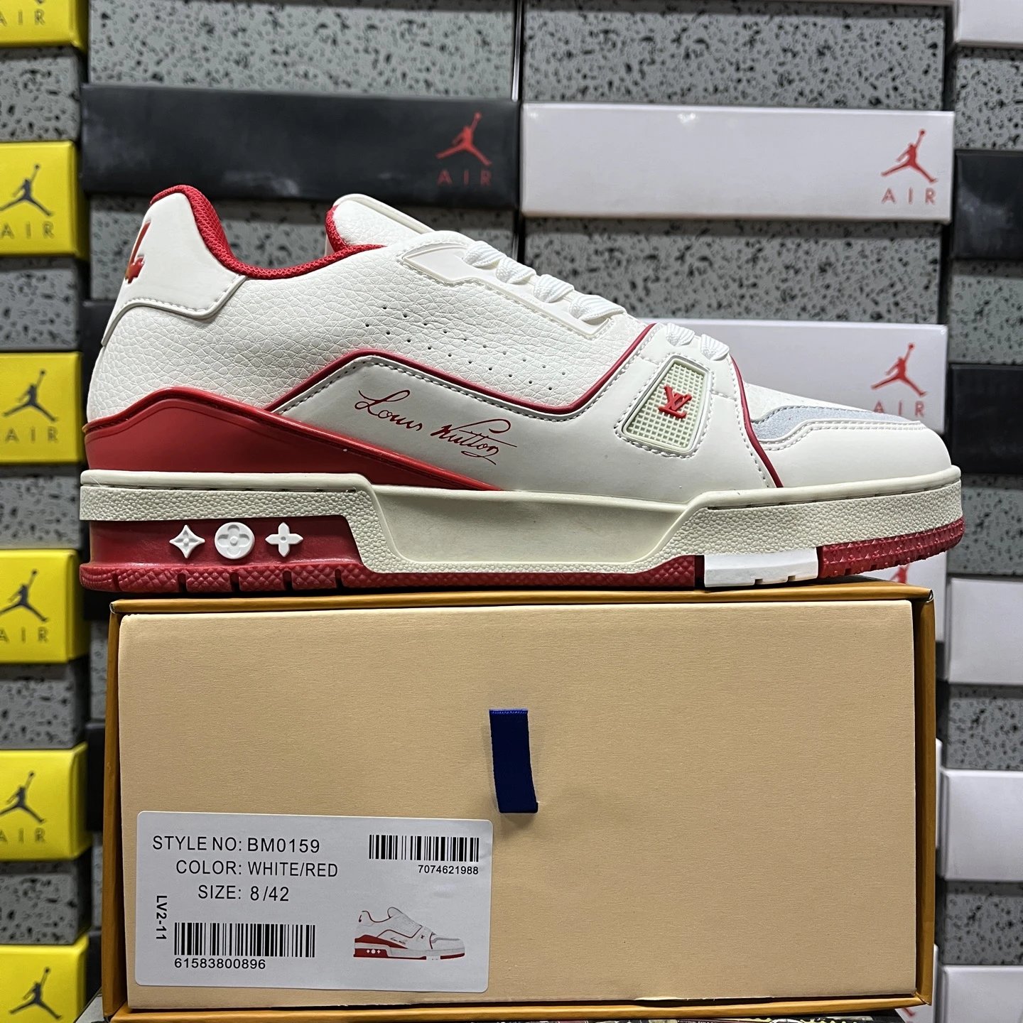 Louis Vuitton Trainer Low White Red BM0159